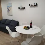 Malalu Appartamento *
