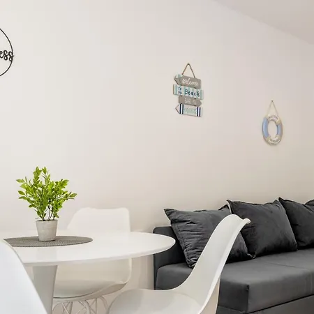 Apartment Malalu *
