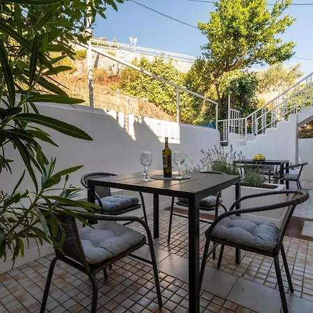 Apartment Malalu *